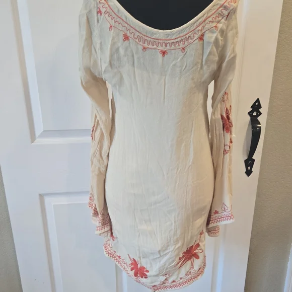 Free People Cream& Pink‎ Embellished Long Sleeve Tunic XS  Fp50 - Picture 8 of 10
